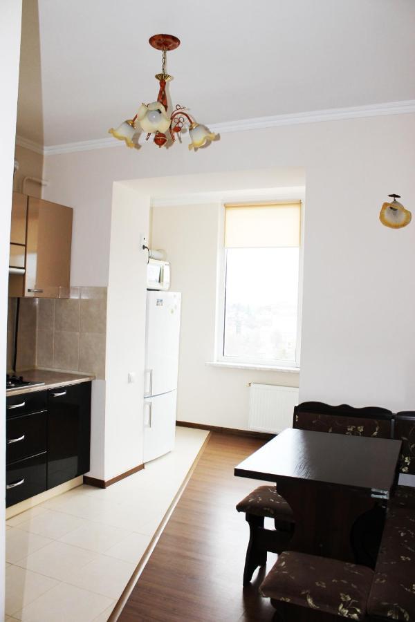 центр міста однокімнатна новобудова Apartment *